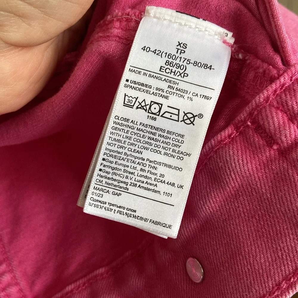 GAP x Barbie Collaboration Puff Sleeve Denim Jacket, Pink, Size XS - Picture 11 of 13